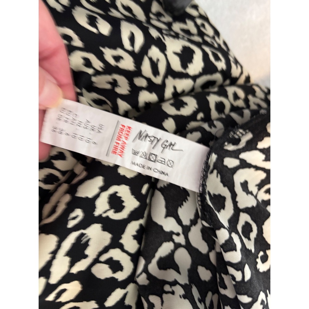 Nasty Gal Womens Leopard Print Halter Wide Leg Jumpsuit Black White Size 6 - Picture 6 of 8